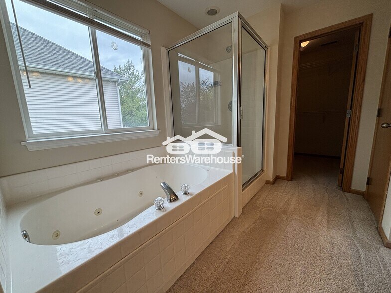 Building Photo - 9015 Telford Cir