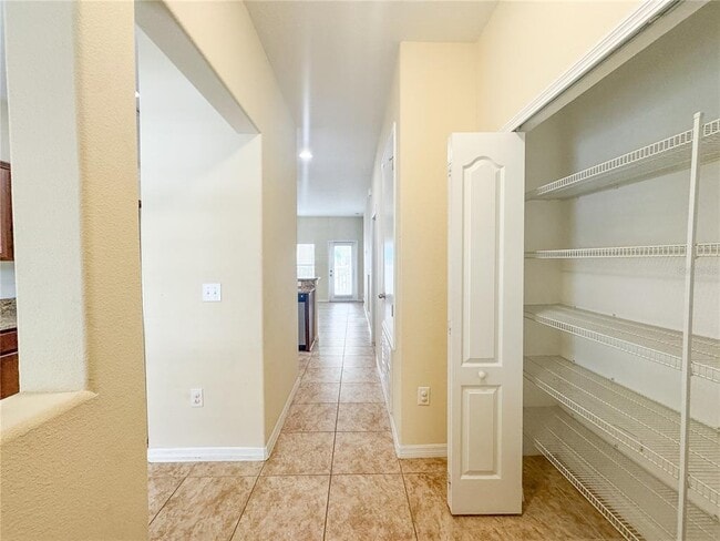 Building Photo - 8542 Gablebend Way