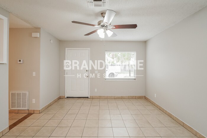 Building Photo - 1801 17th St