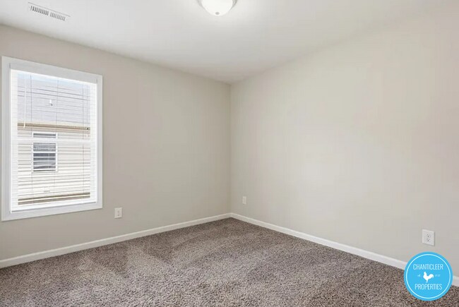 Building Photo - 2654 Middle Br Bnd