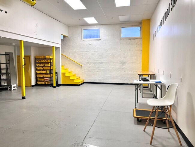 Building Photo - 1310 Nance St