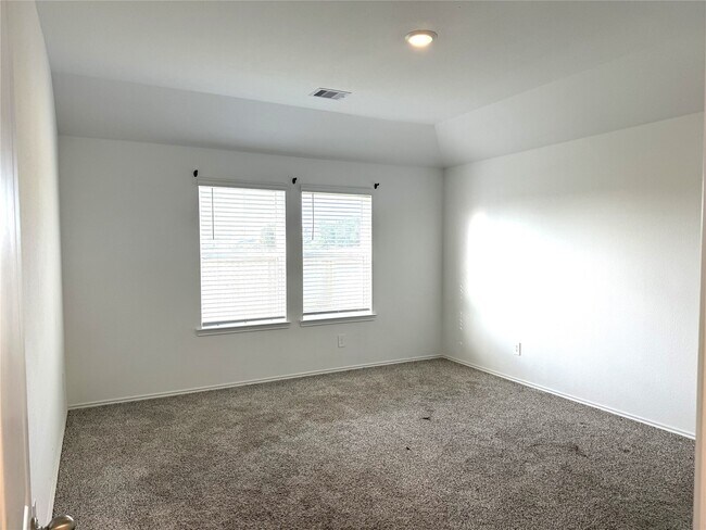 Building Photo - 1111 Tempranillo Wy
