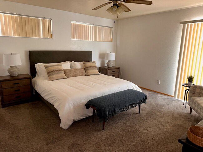 Building Photo - 1806 Reading Ln