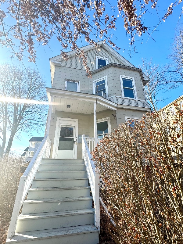 Building Photo - 184 Vernon St