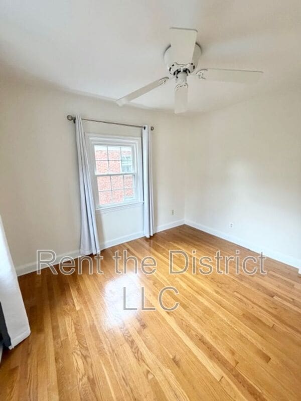 Building Photo - 3517 Alton Pl NW