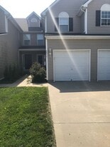 Building Photo - 9844 N Lewis Ave