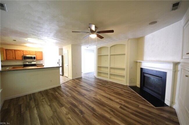 Building Photo - 1109 Lady Ashley Dr