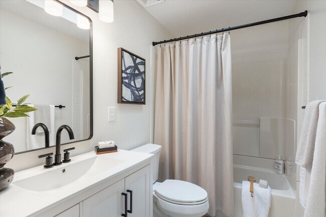 Building Photo - Remodeled Rambler with 2/Car garage, RV Parking and an Impressive Back Yard!!!!!