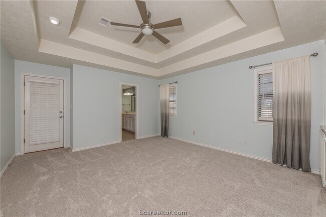 Building Photo - 2905 Aztec Ct