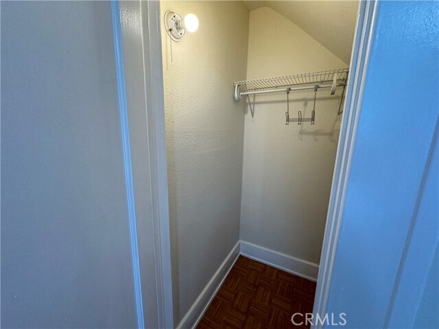 Building Photo - 5158 Franklin Ave