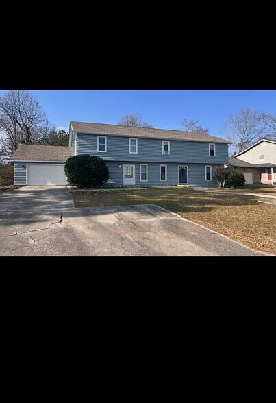 Building Photo - 1405A Stratton Place Dr