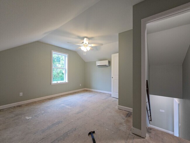 Building Photo - 106 Perth Dr