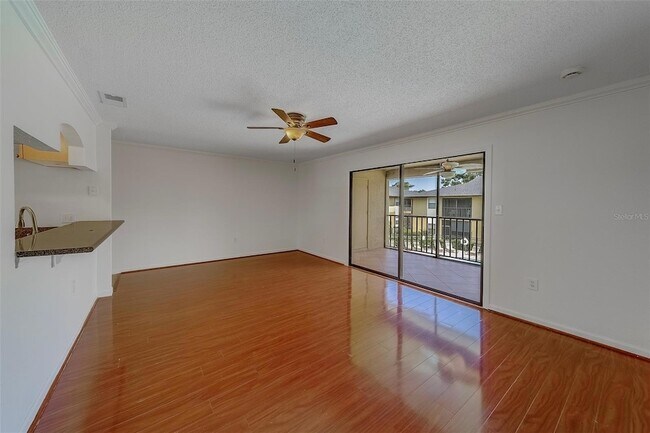 Building Photo - 10195 Sailwinds Blvd N