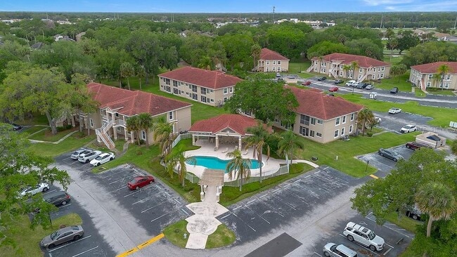 Building Photo - 2832 Osprey Cove Pl