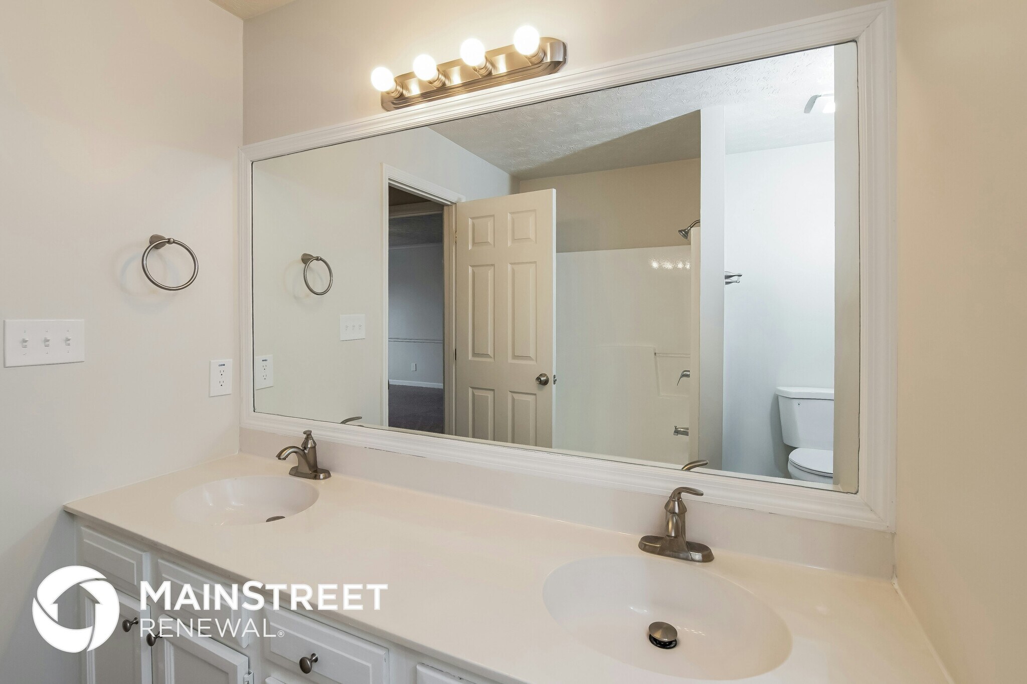 Building Photo - 1517 Randall Park Dr