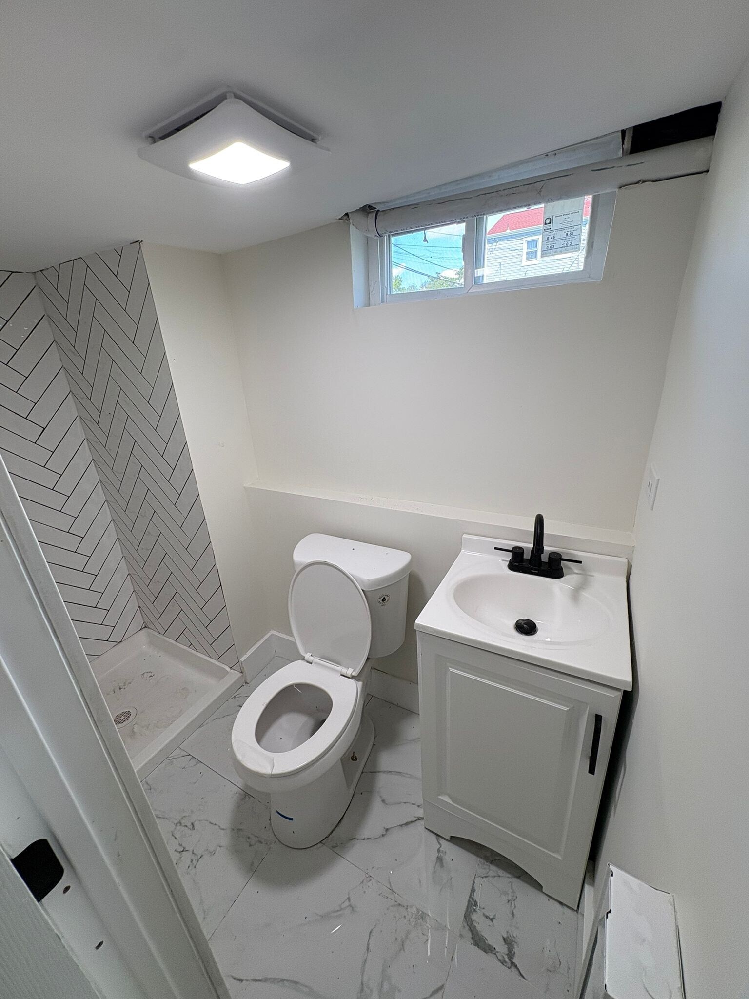 Building Photo - 49 Rosehill Pl
