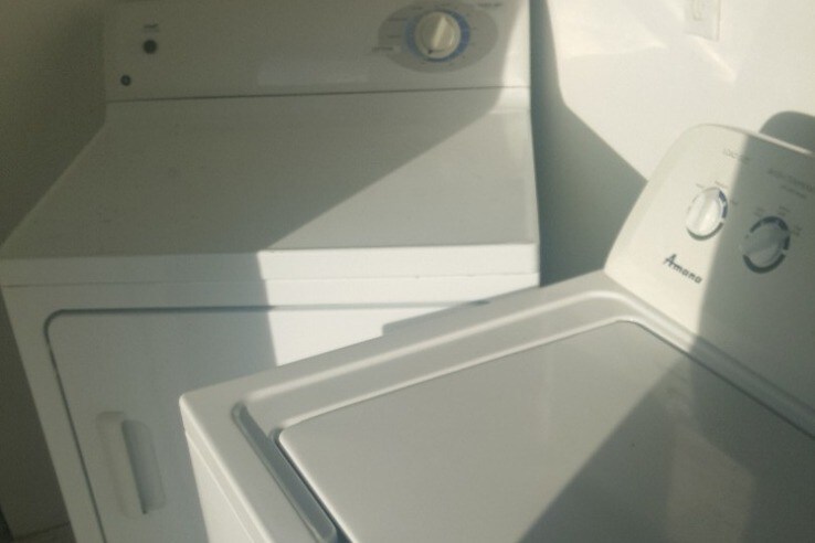 Building Photo - 104 Prince Ave