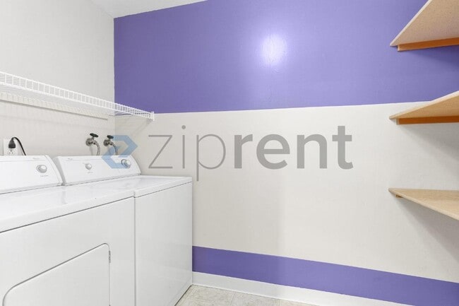 Building Photo - 14511 SW Grayling Ln