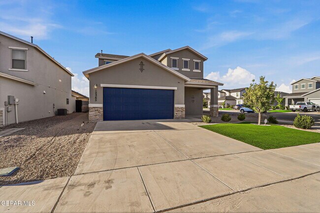 Building Photo - 12365 Desert Vista Ave