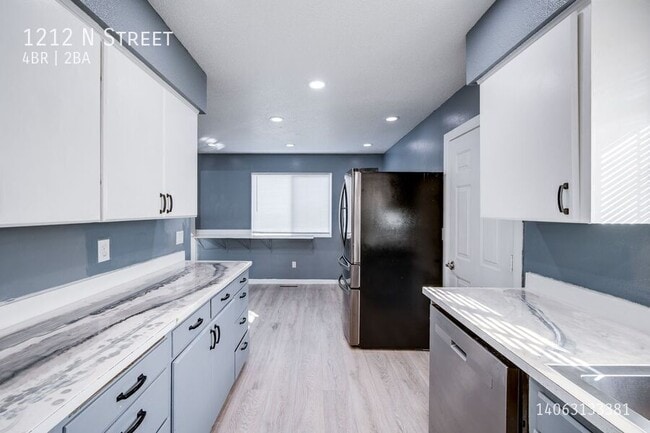 Building Photo - 1212 N Street-