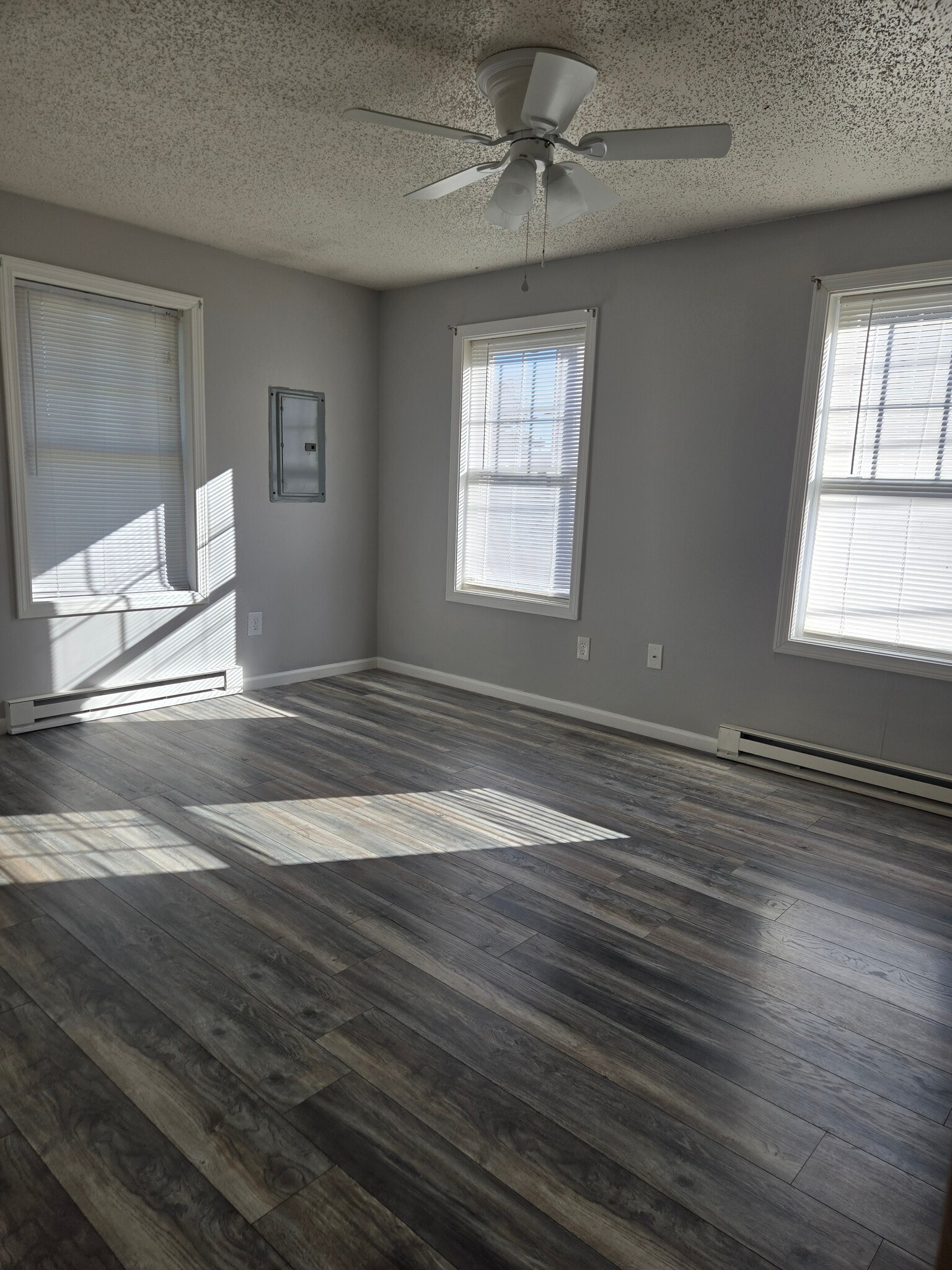 Building Photo - 63 10th St