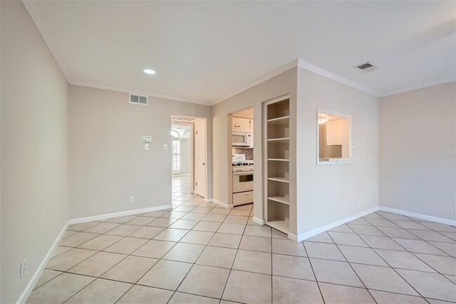 Building Photo - 7920 Rockwood Ln