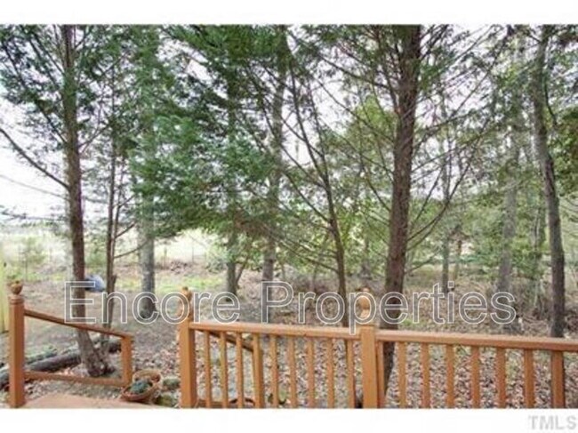 Building Photo - 3822 Charleston Park Dr