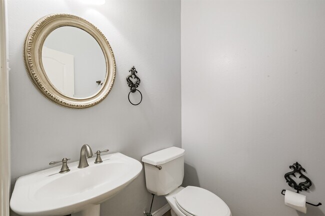 Building Photo - 24506 Screech Owl Ct