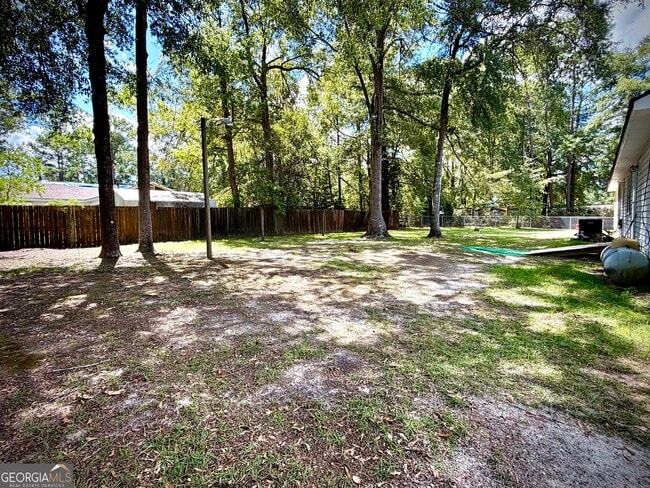 Building Photo - 103 Brookdale Ct
