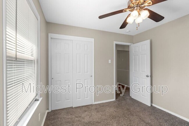 Building Photo - 3661 High Dr