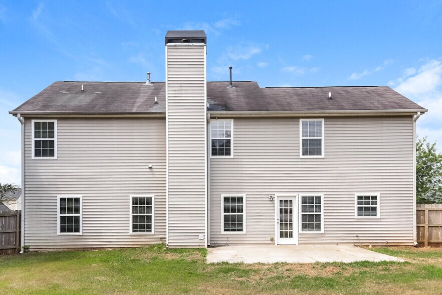 Building Photo - 5000 Dockside Dr