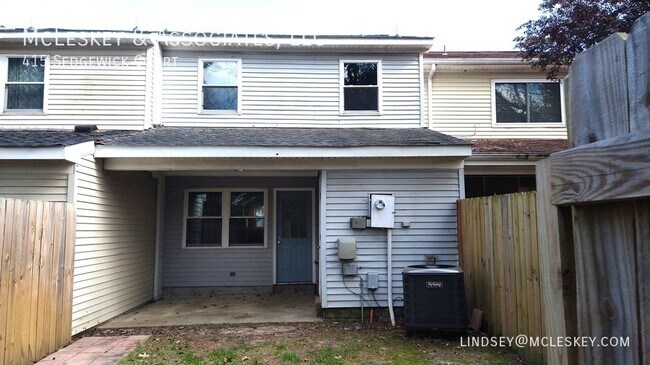 Building Photo - Washington Square Townhouses