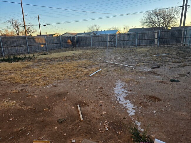 Building Photo - Updated and available now!