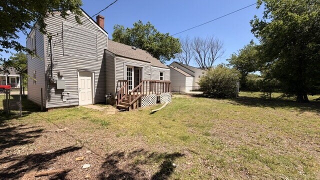 Building Photo - Prime MWC Rental: Huge Yard & Near Tinker AFB!