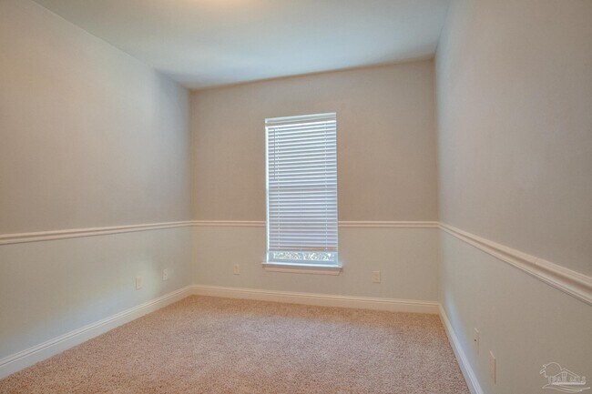 Building Photo - 4865 Spears St