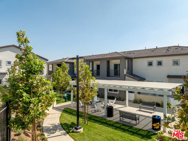 Building Photo - 13995 Foothill Blvd