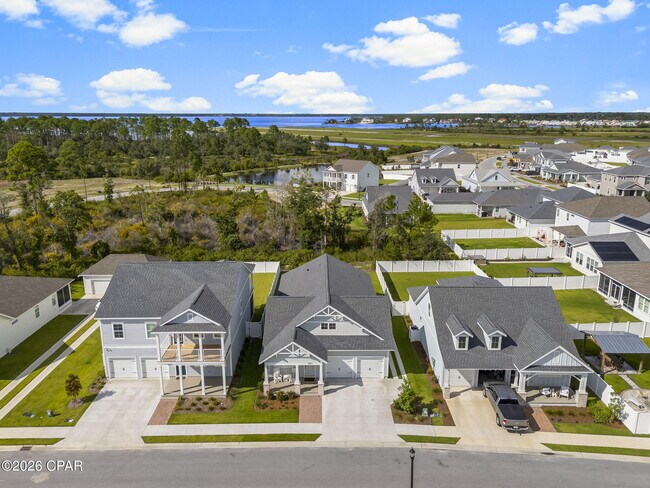 Building Photo - 1663 Rushes Ave