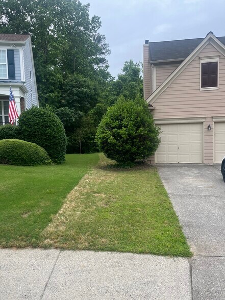 Building Photo - 2530 Sandown Ct