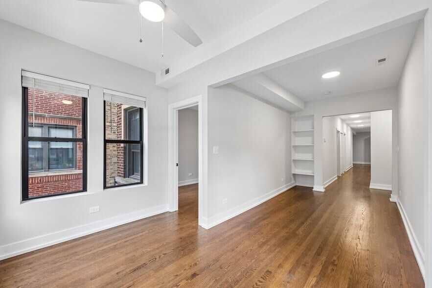 Building Photo - 6453 N Bosworth Ave