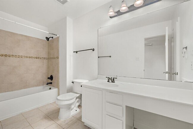 Building Photo - 13718 Merseyside Dr