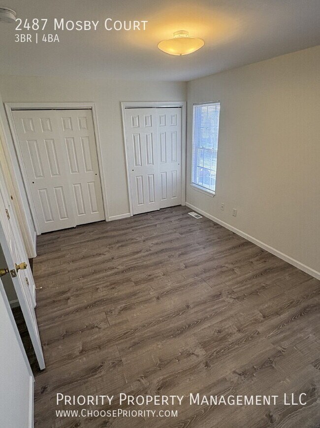 Building Photo - 2487 Mosby Ct