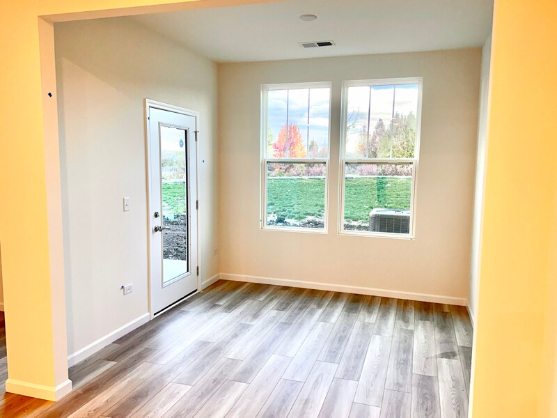 Building Photo - 604 Switchgrass Wy