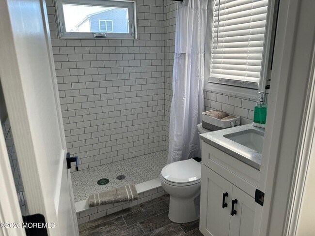 Building Photo - 102 New Jersey Ave