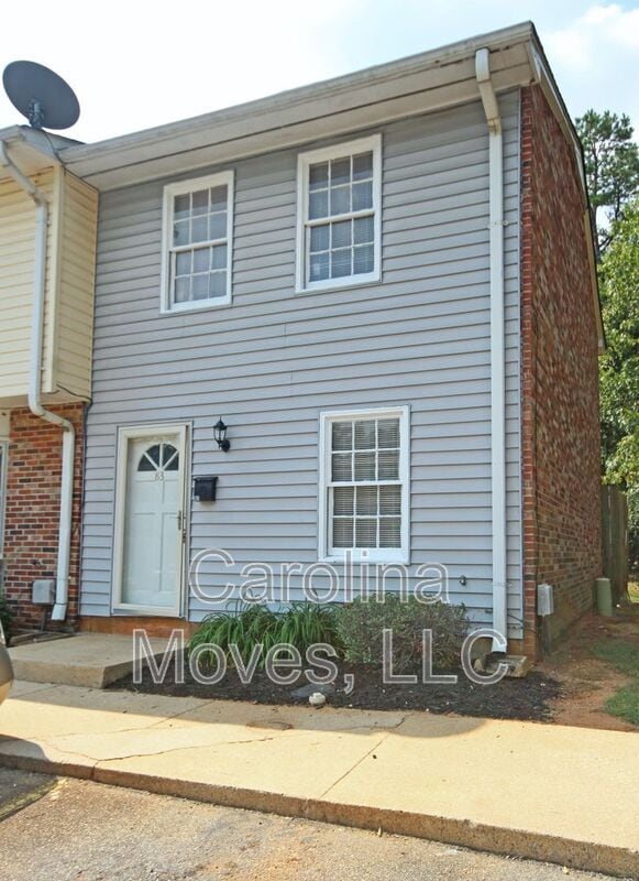 Building Photo - 83 Pine Creek Ct Ext