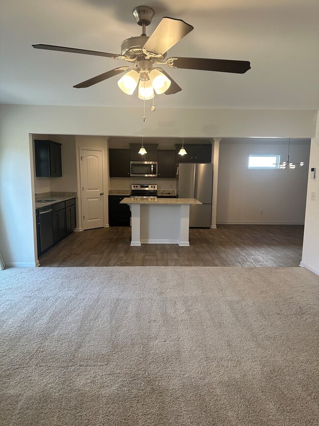 Building Photo - 1853 Ruger Dr