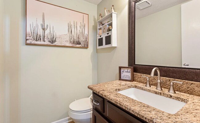 Building Photo - Gorgeous Millard Home!!