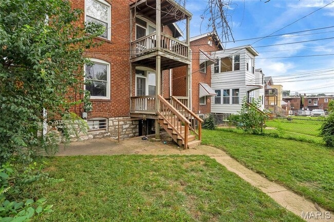 Building Photo - 4930 Tholozan Ave