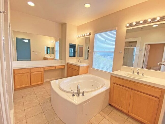 Building Photo - 4361 Red Maple Way