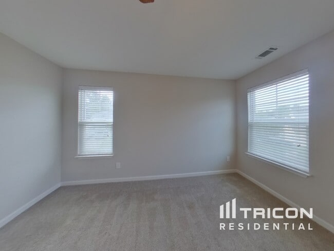 Building Photo - 403 Royalston Ct