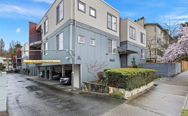 Building Photo - 9520 1st Ave NE